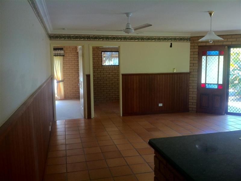 8 Collare Court, Urangan QLD 4655