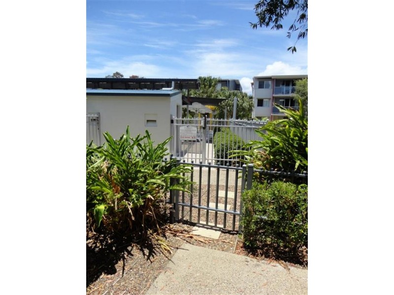 L83/68 Pulgul Street, Urangan QLD 4655