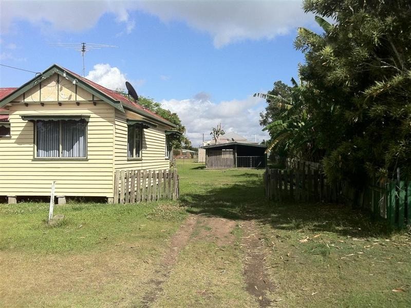 19 Hartley Street, Torbanlea QLD 4662