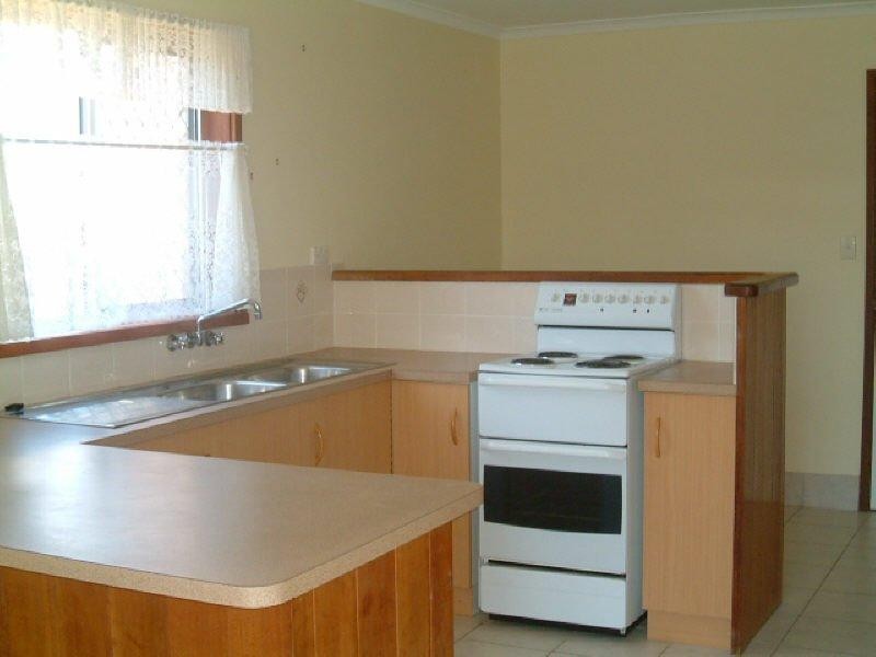 25 Polson Street, Point Vernon QLD 4655