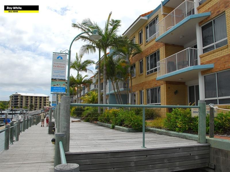 unit 32 Great Sandy Straits Marina, Urangan QLD 4655