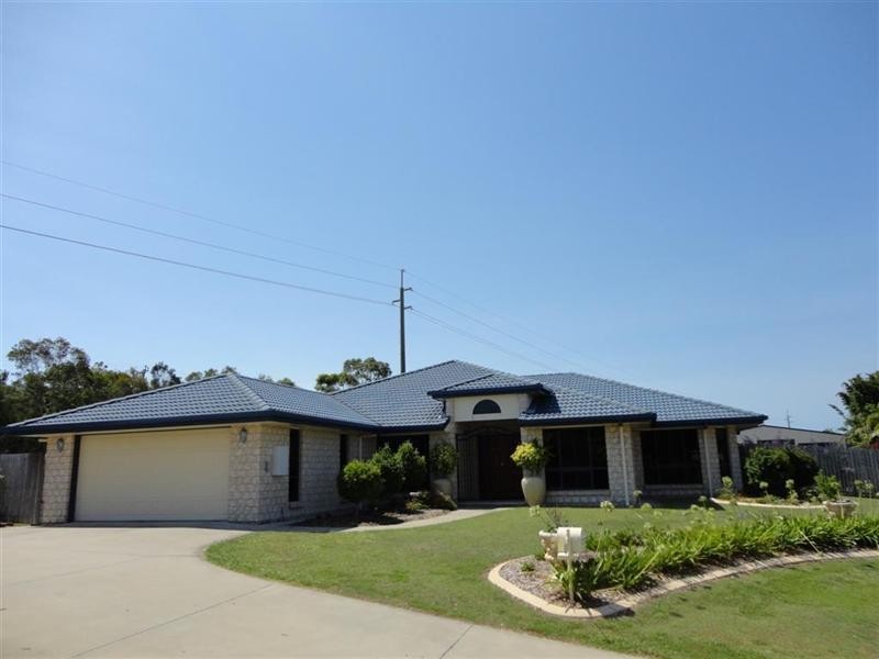 5 Glen Eagles Close, Wondunna QLD 4655