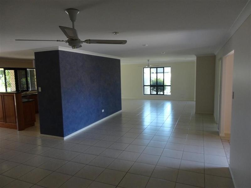 5 Glen Eagles Close, Wondunna QLD 4655