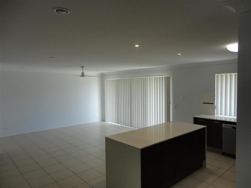 49 Lady Penrhyn Drive, Eli Waters QLD 4655