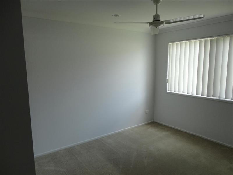 49 Lady Penrhyn Drive, Eli Waters QLD 4655