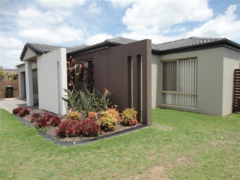 49 Lady Penrhyn Drive, Eli Waters QLD 4655