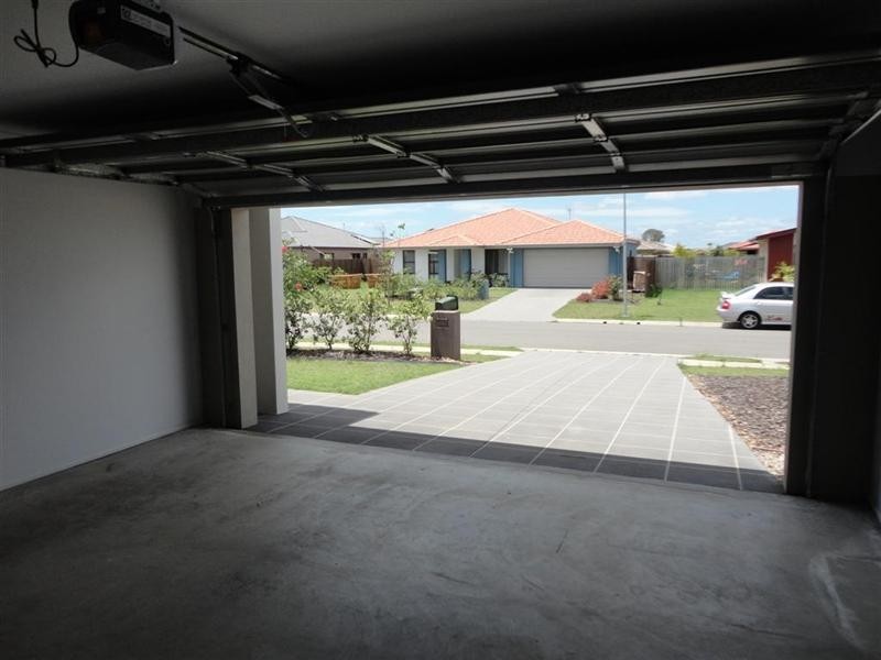 49 Lady Penrhyn Drive, Eli Waters QLD 4655