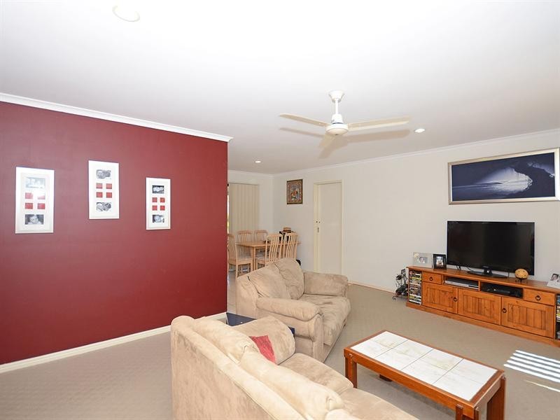 3 Kensi Court, Point Vernon QLD 4655