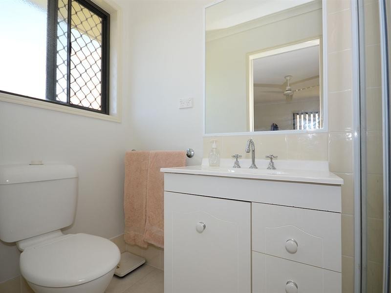 3 Kensi Court, Point Vernon QLD 4655