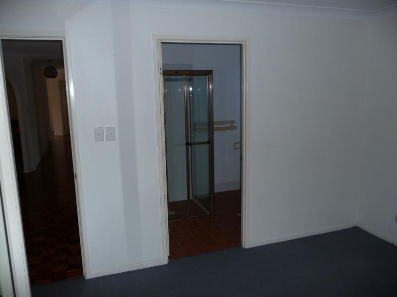 57 Spence Street, Point Vernon QLD 4655