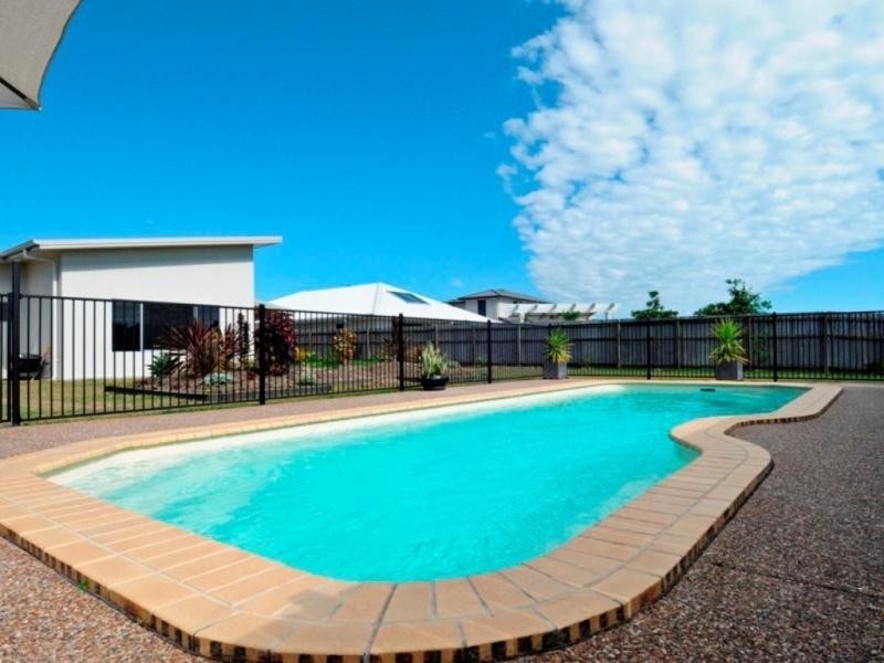 1 Lady Penrhyn Drive, Eli Waters QLD 4655