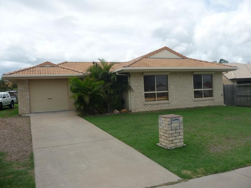 86 Nissen Street, Urraween QLD 4655