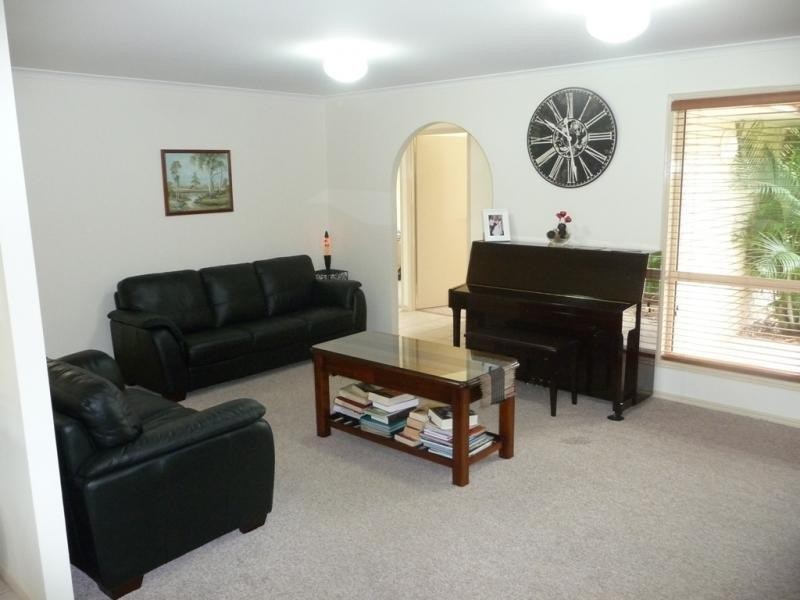 86 Nissen Street, Urraween QLD 4655