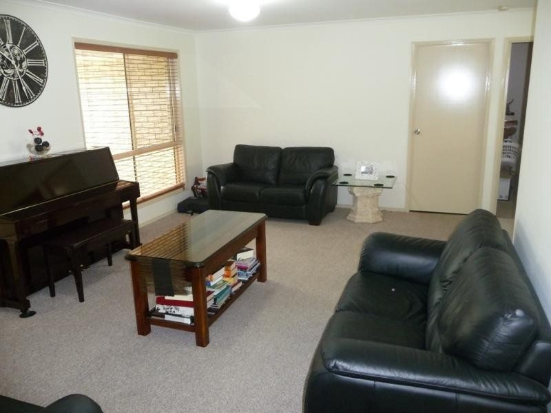 86 Nissen Street, Urraween QLD 4655