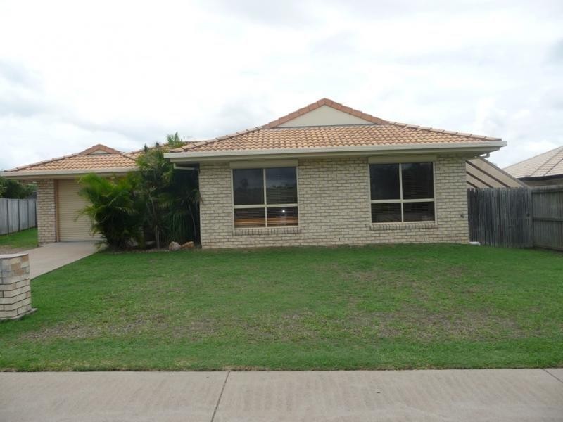 86 Nissen Street, Urraween QLD 4655