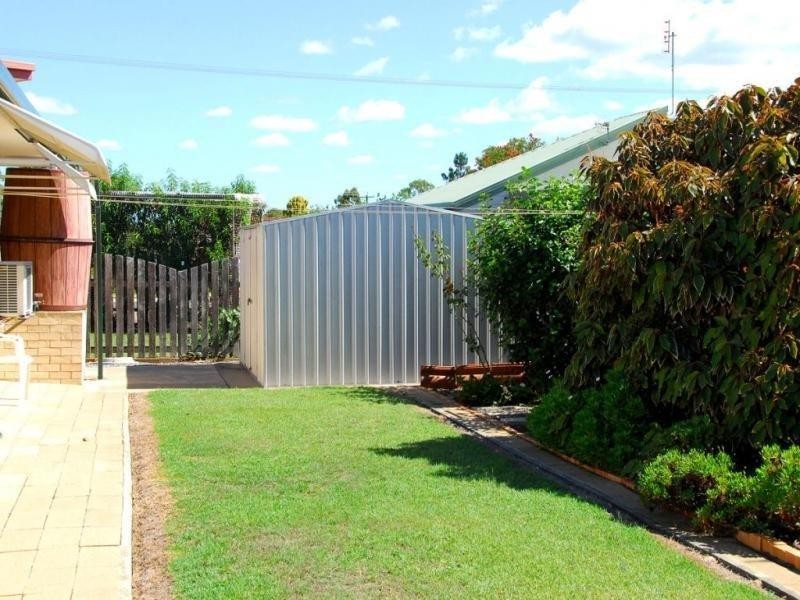 25 Kelly Street, Point Vernon QLD 4655