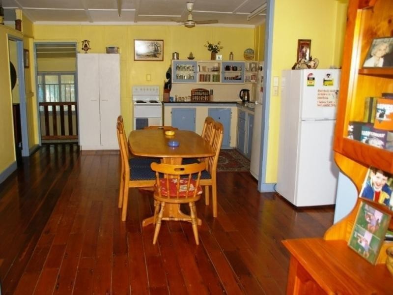 9 Mant Street, Point Vernon QLD 4655