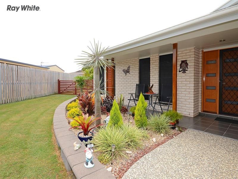 4 Montrose Close, Point Vernon QLD 4655