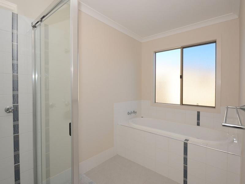 24 Teresa Street, Kawungan QLD 4655