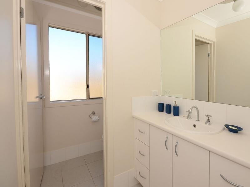 24 Teresa Street, Kawungan QLD 4655