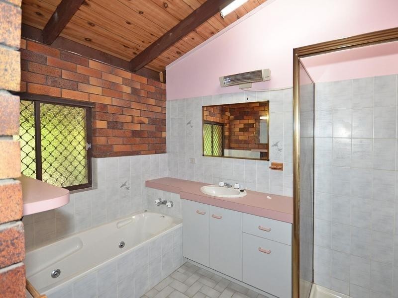 52 Jacobsen Outlook, Urraween QLD 4655