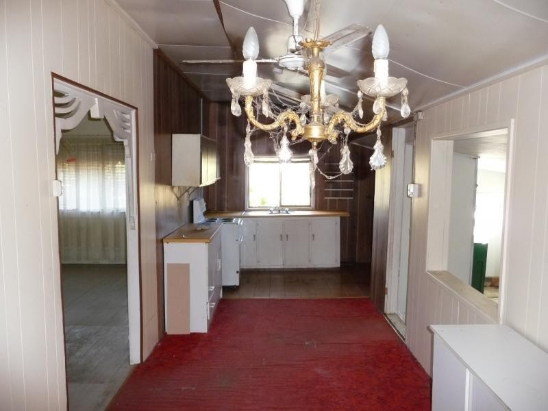 95 Long Street, Point Vernon QLD 4655