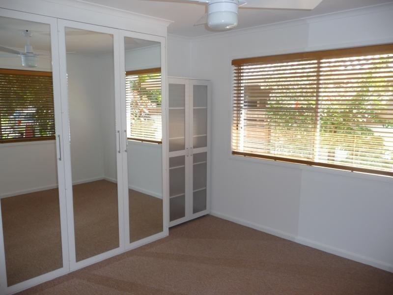 69 Long Street, Point Vernon QLD 4655