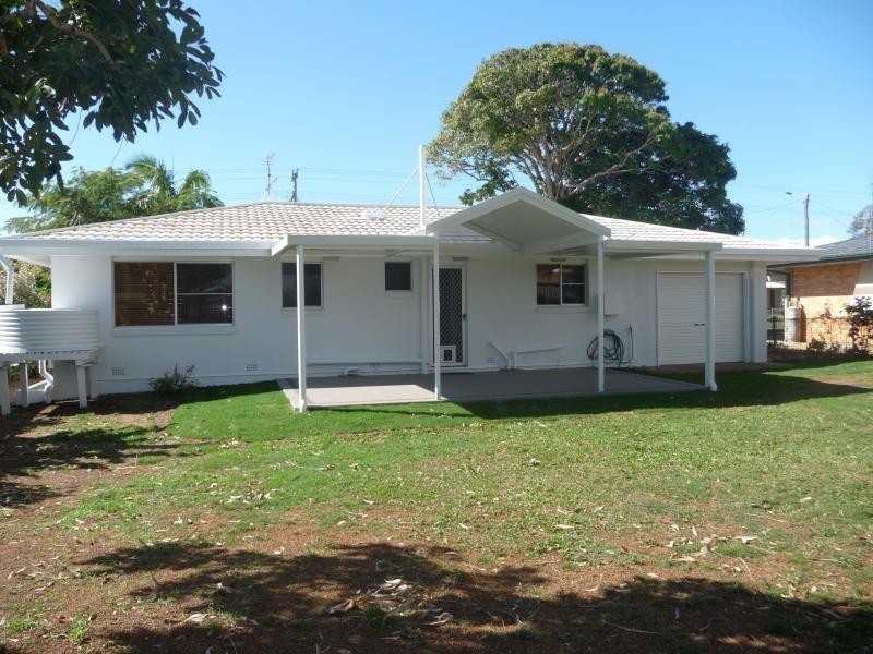 69 Long Street, Point Vernon QLD 4655
