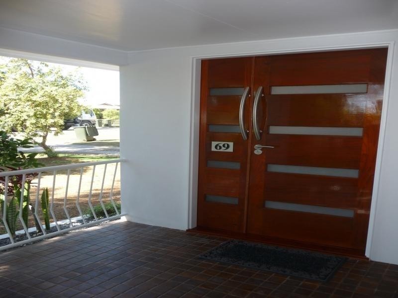 69 Long Street, Point Vernon QLD 4655