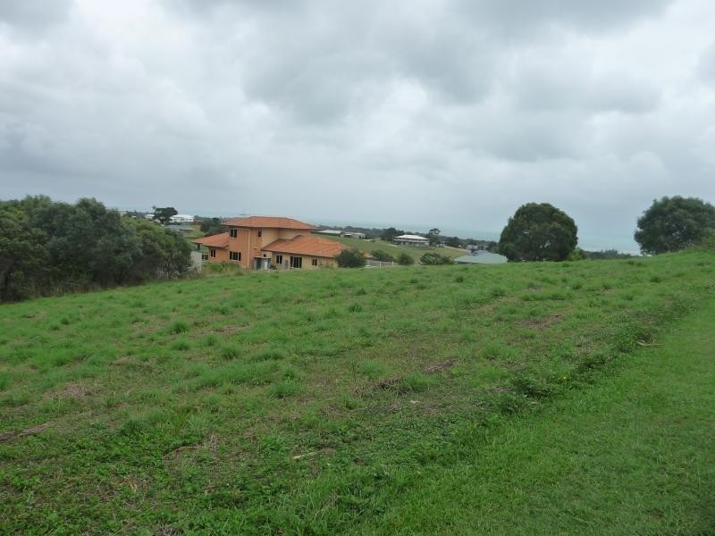 10 Parview Drive, Craignish QLD 4655