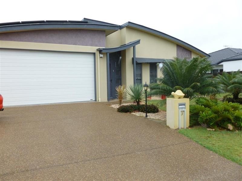 3 SEAWAY Parade, Toogoom QLD 4655