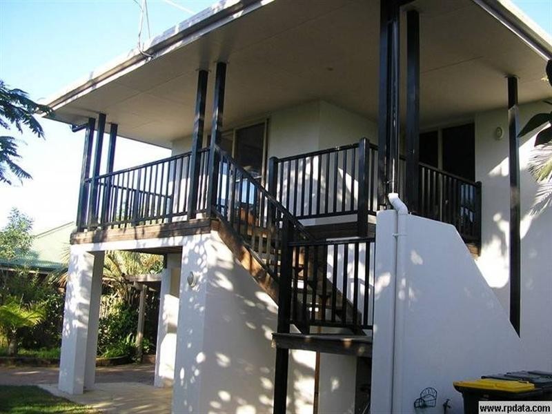 42 Oleander Avenue, Scarness QLD 4655