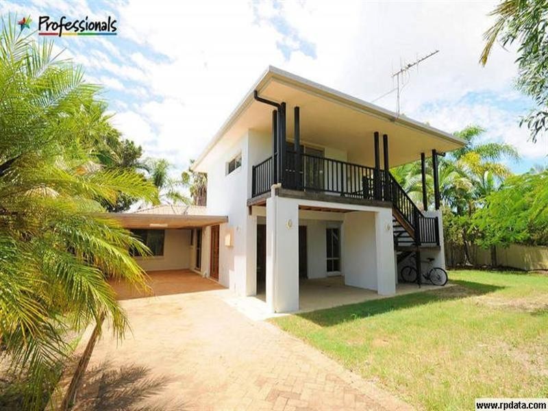 42 Oleander Avenue, Scarness QLD 4655