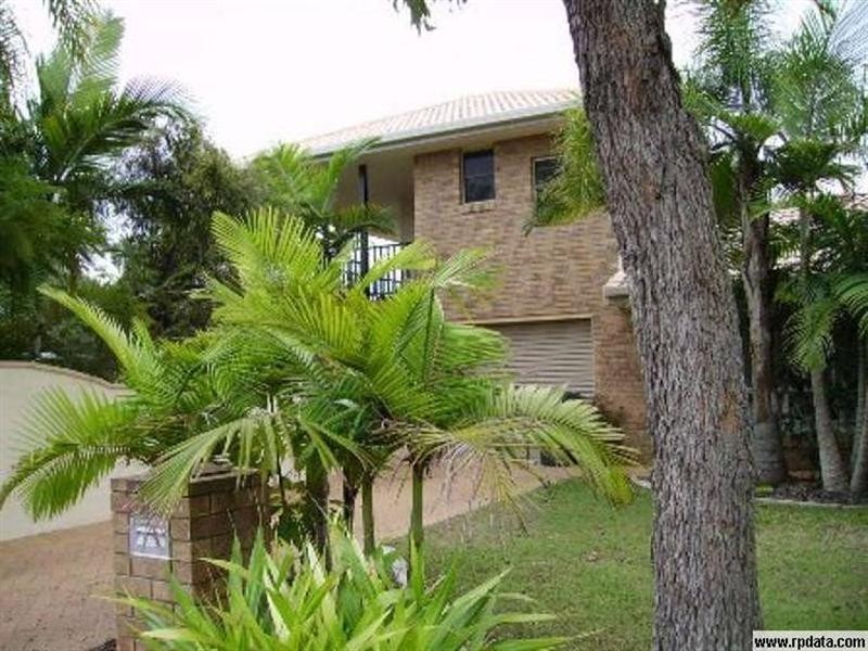 42 Oleander Avenue, Scarness QLD 4655