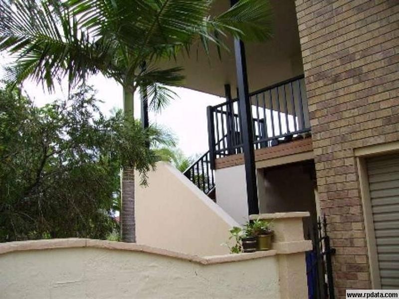 42 Oleander Avenue, Scarness QLD 4655