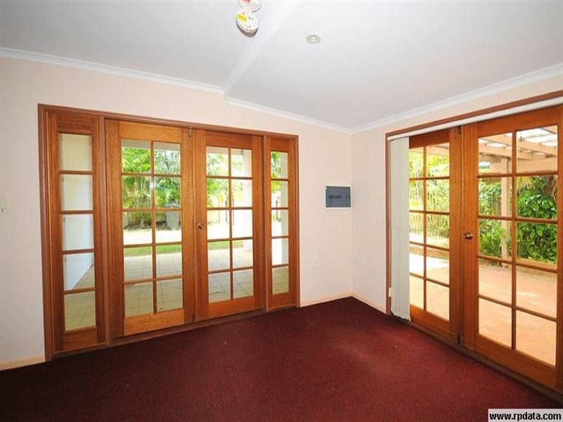 42 Oleander Avenue, Scarness QLD 4655