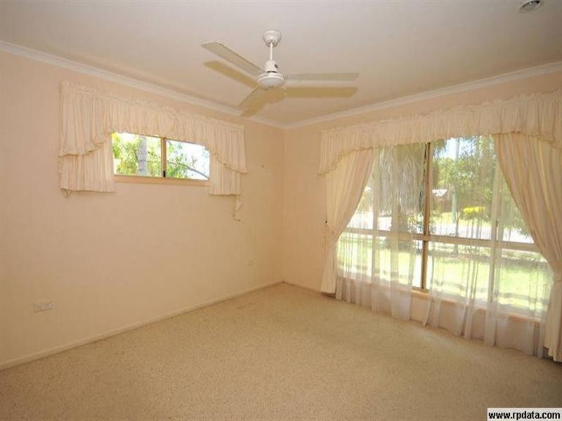 42 Oleander Avenue, Scarness QLD 4655