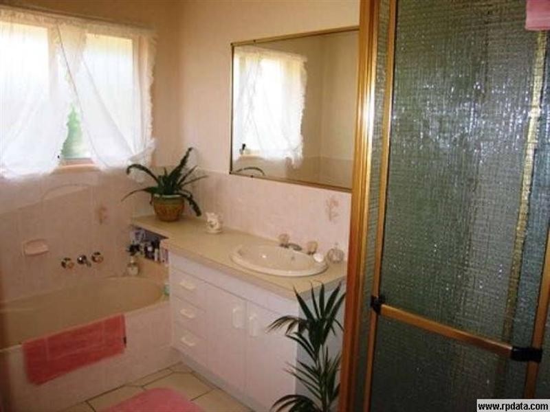 42 Oleander Avenue, Scarness QLD 4655