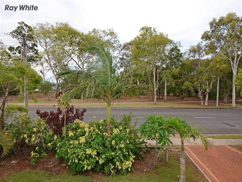532 Charlton Esplanade, Urangan QLD 4655