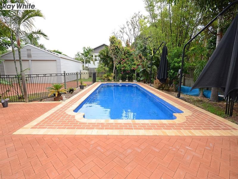 532 Charlton Esplanade, Urangan QLD 4655