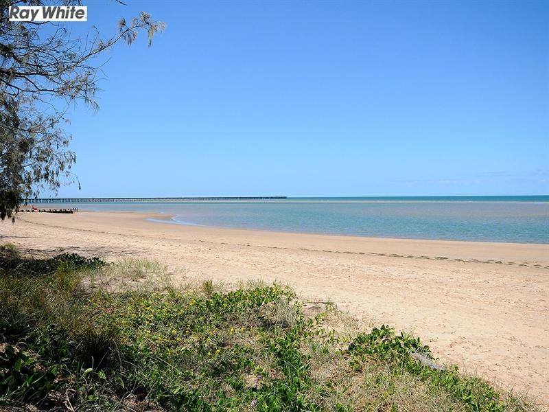 532 Charlton Esplanade, Urangan QLD 4655
