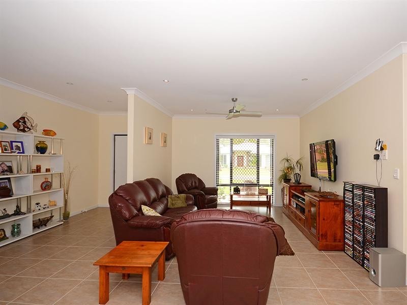 19 Heathland Avenue, Wondunna QLD 4655