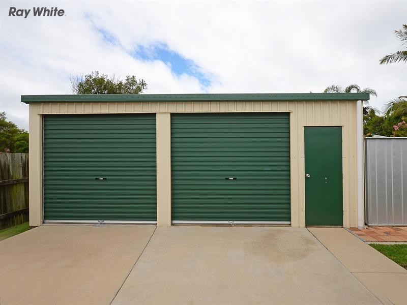 27 Honiton Street, Torquay QLD 4655