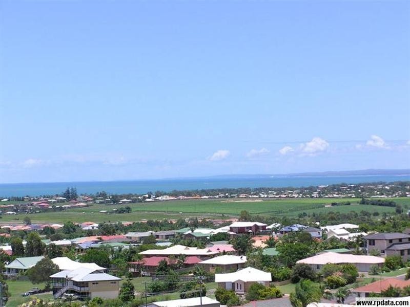 20 Swissalp Drive, Urraween QLD 4655