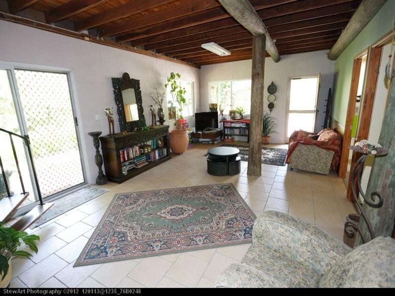 27 Dreamtime Avenue, Burrum Heads QLD 4659