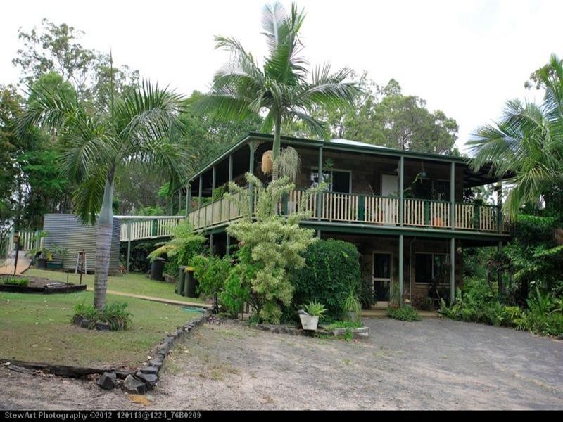 27 Dreamtime Avenue, Burrum Heads QLD 4659