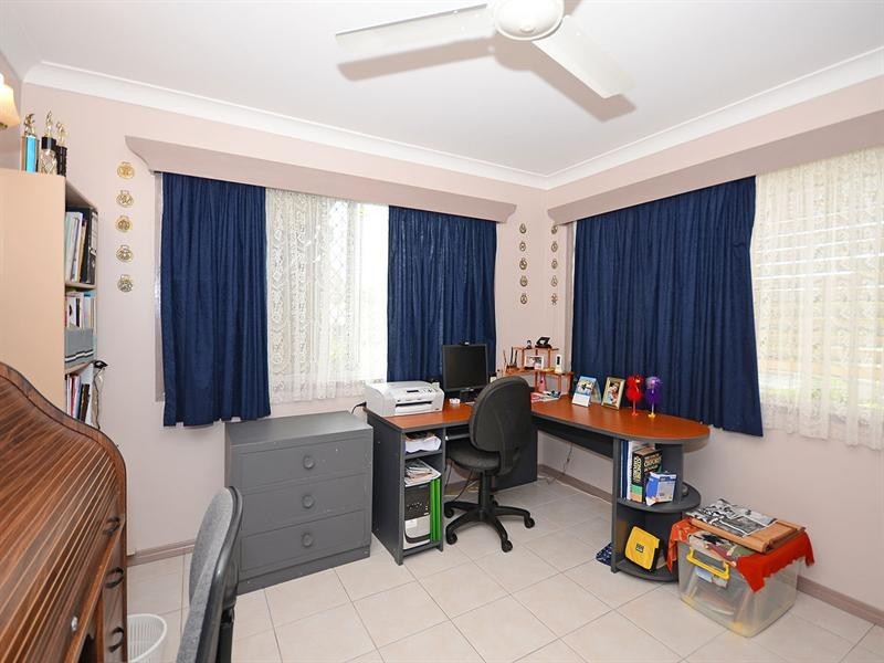 19 Holiday Parade, Scarness QLD 4655
