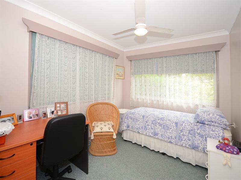 19 Holiday Parade, Scarness QLD 4655