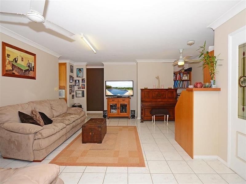 54 Straits Outlook, Craignish QLD 4655