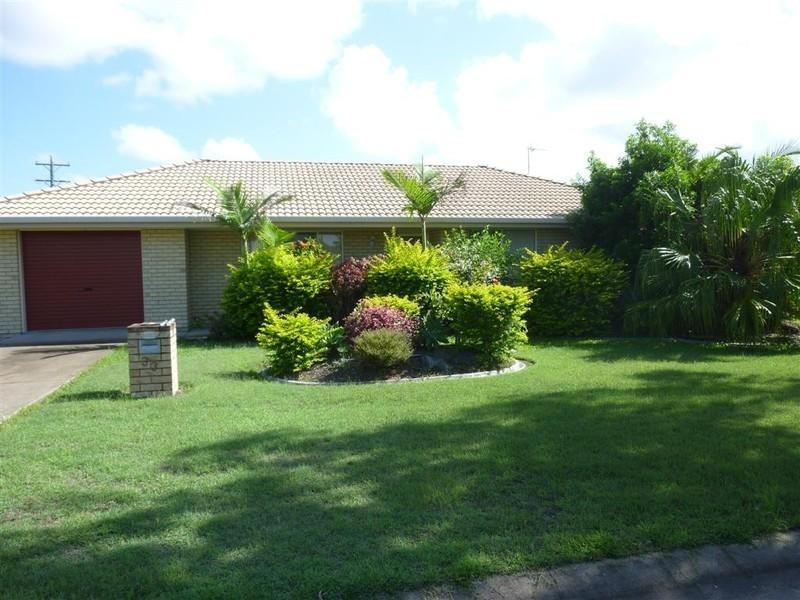 33 VICKI Parade, Torquay QLD 4655